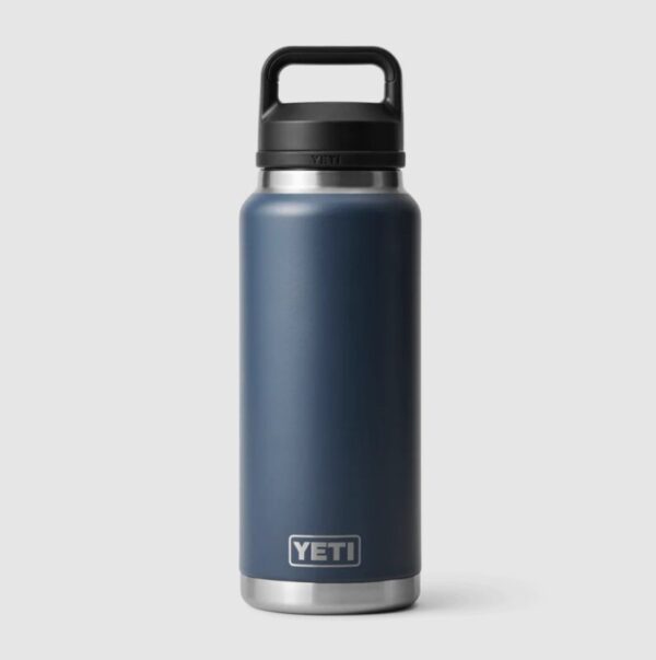 YETI Rambler 26 oz Bottle Chug Navy (760 ml)